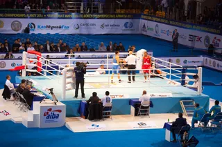 Капитал - Три казахстанских боксера вышли в финал ЧМ