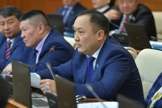 Капитал - Полномочия депутата Асылбека Смагулова прекращены досрочно