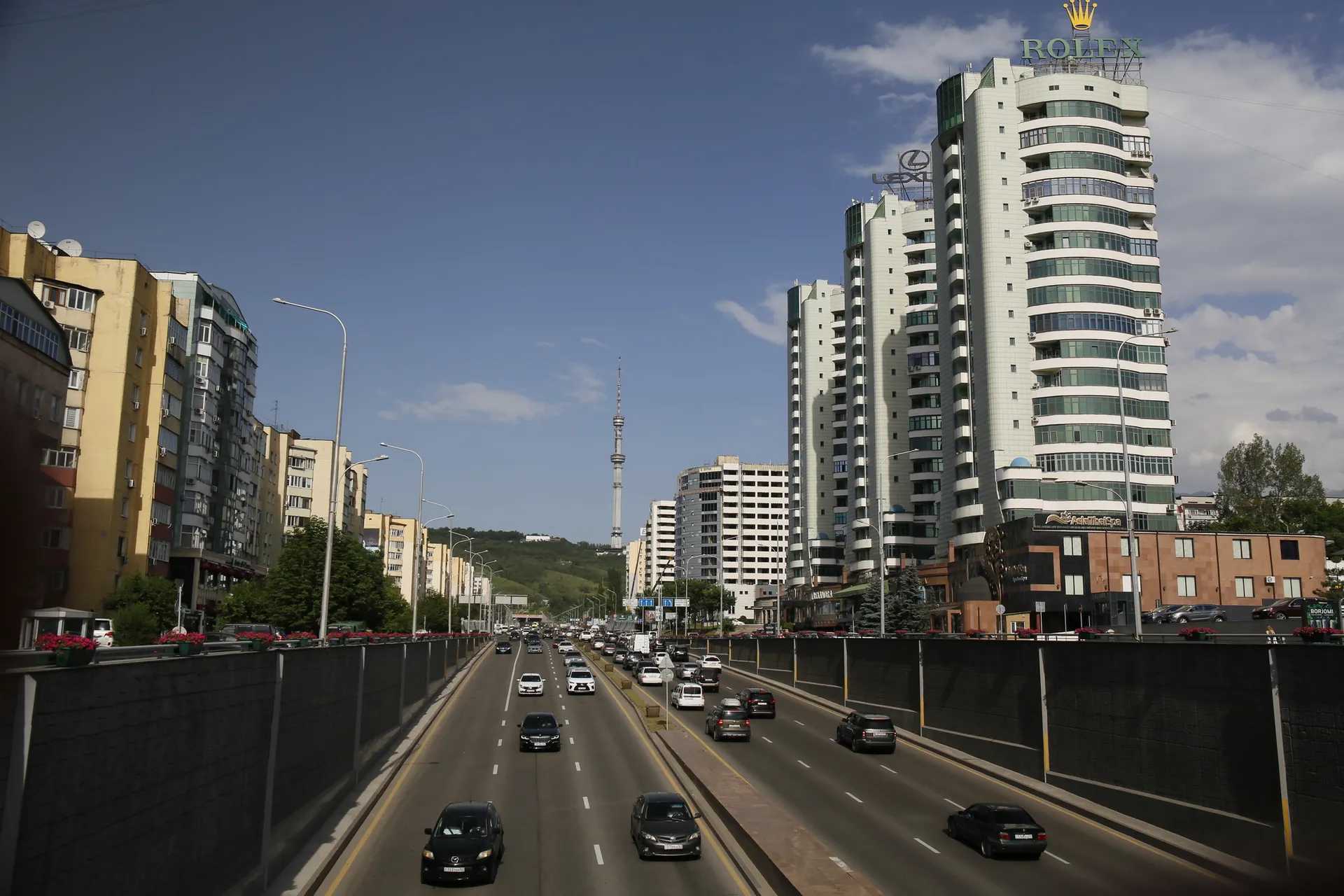 Капитал - Алматы назван одним из самых дешевых городов в мире