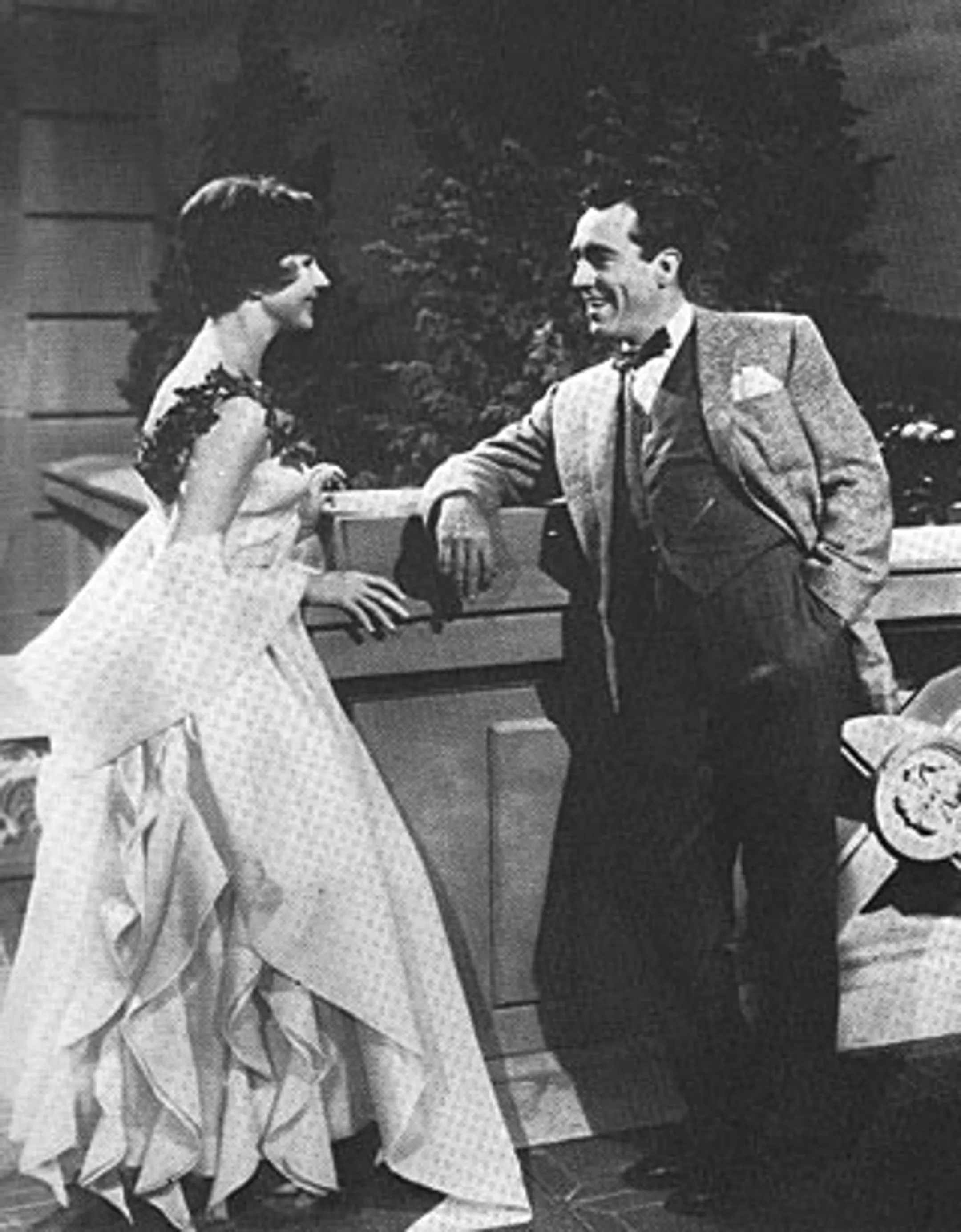 Кадр из фильма «Ночь нежна»