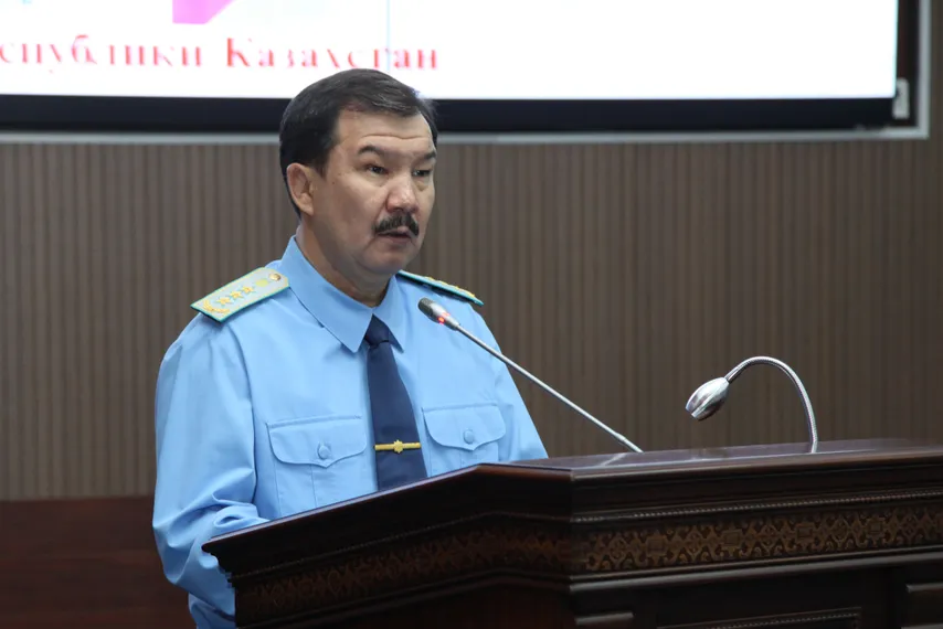 Капитал - Асхат Даулбаев призвал СМИ реагировать на правонарушения