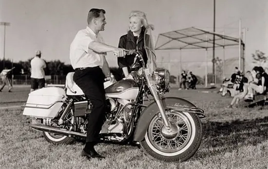 Harley-Davidson: сначала был моторизованный велосипед