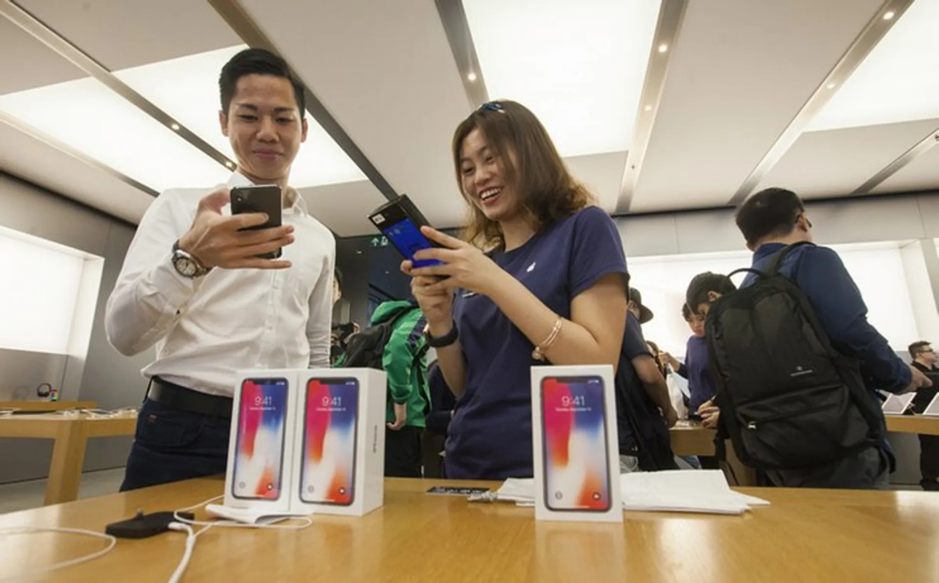 Капитал - Китайские онлайн-ретейлеры вновь снижают цены на iPhone