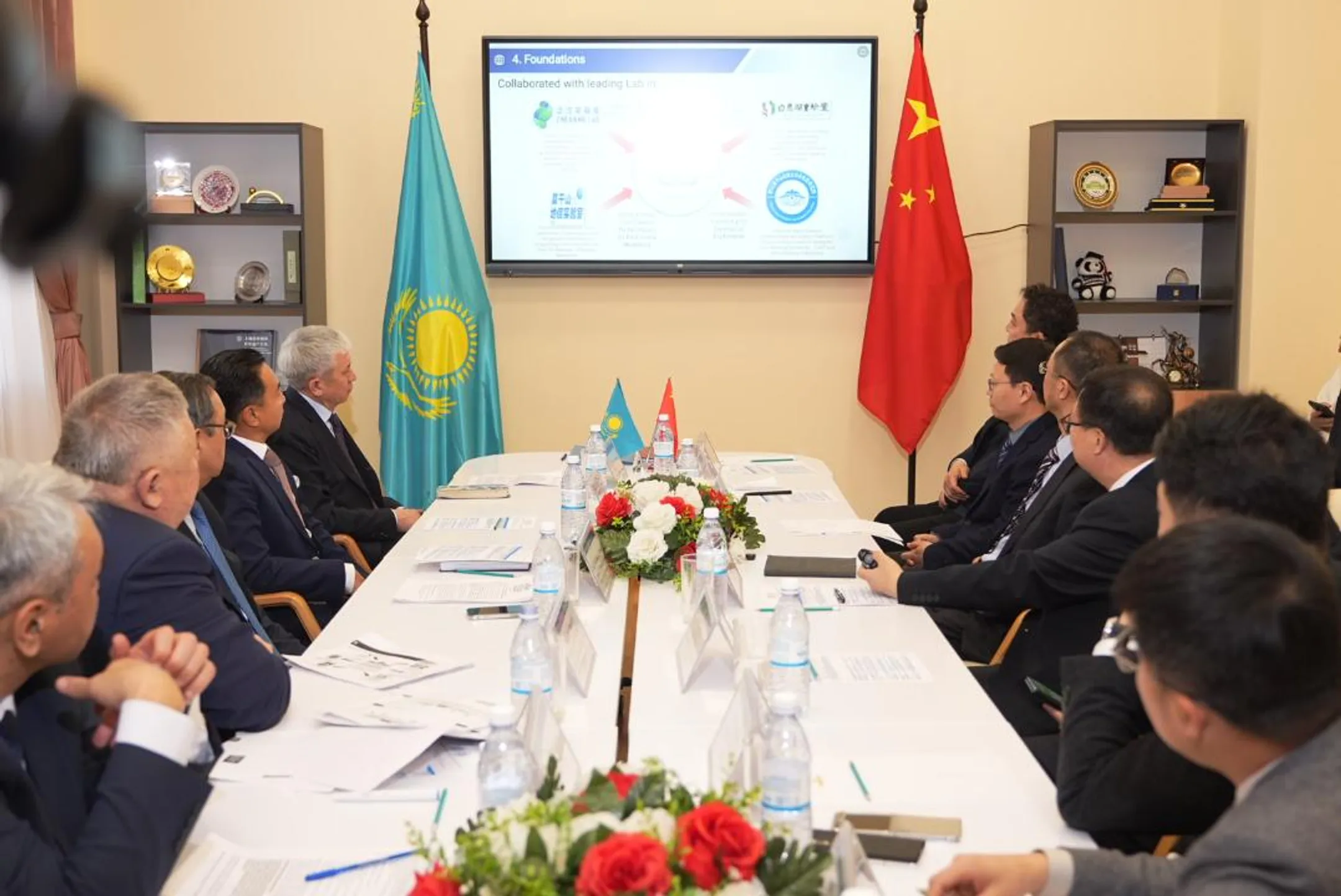 Казахстан и Китай создают лабораторию пространственно-временного ИИ - Image Kapital.kz