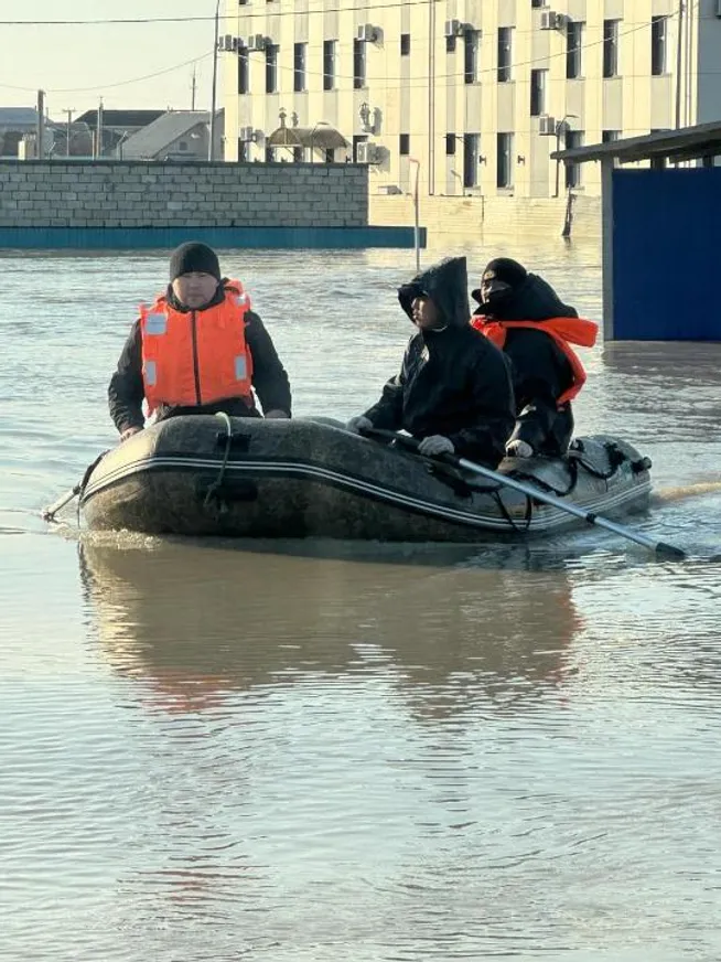 Более 3 тысяч частных жилых домов остаются подтопленными в Казахстане - фото kapital.kz