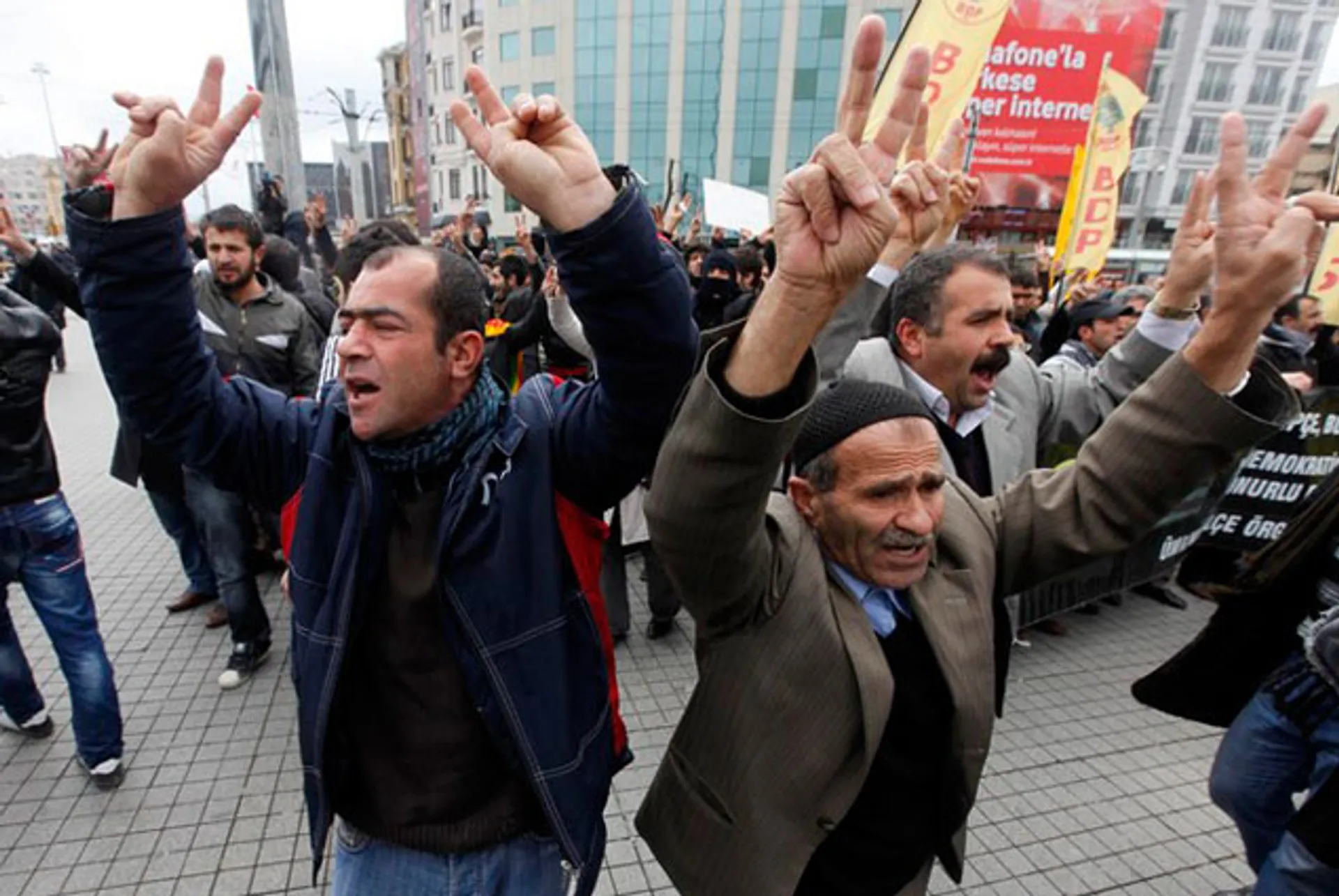 Капитал - В Турции ввели комендантский час