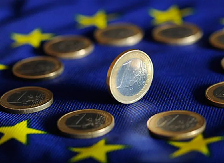 Капитал - Сегодня Латвия будет официально приглашена в еврозону