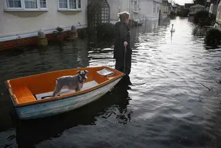 Капитал - Темза затопила пригороды Лондона