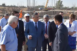 Капитал - Жансеит Туймебаев проверил строительство социальных объектов