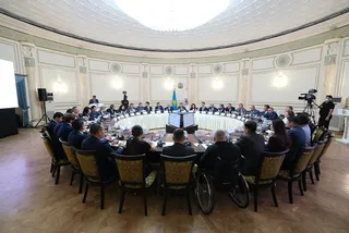 Капитал - Ерболат Досаев представил депутатам маслихата Программу развития города