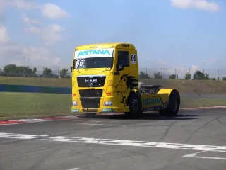 Капитал - Astana стабильно выступает в трак-рейсинге