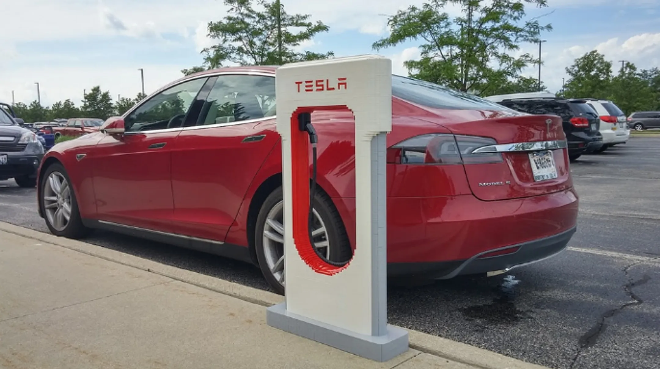 Tesla Motors и SolarCity в шаге от слияния - Image Kapital.kz