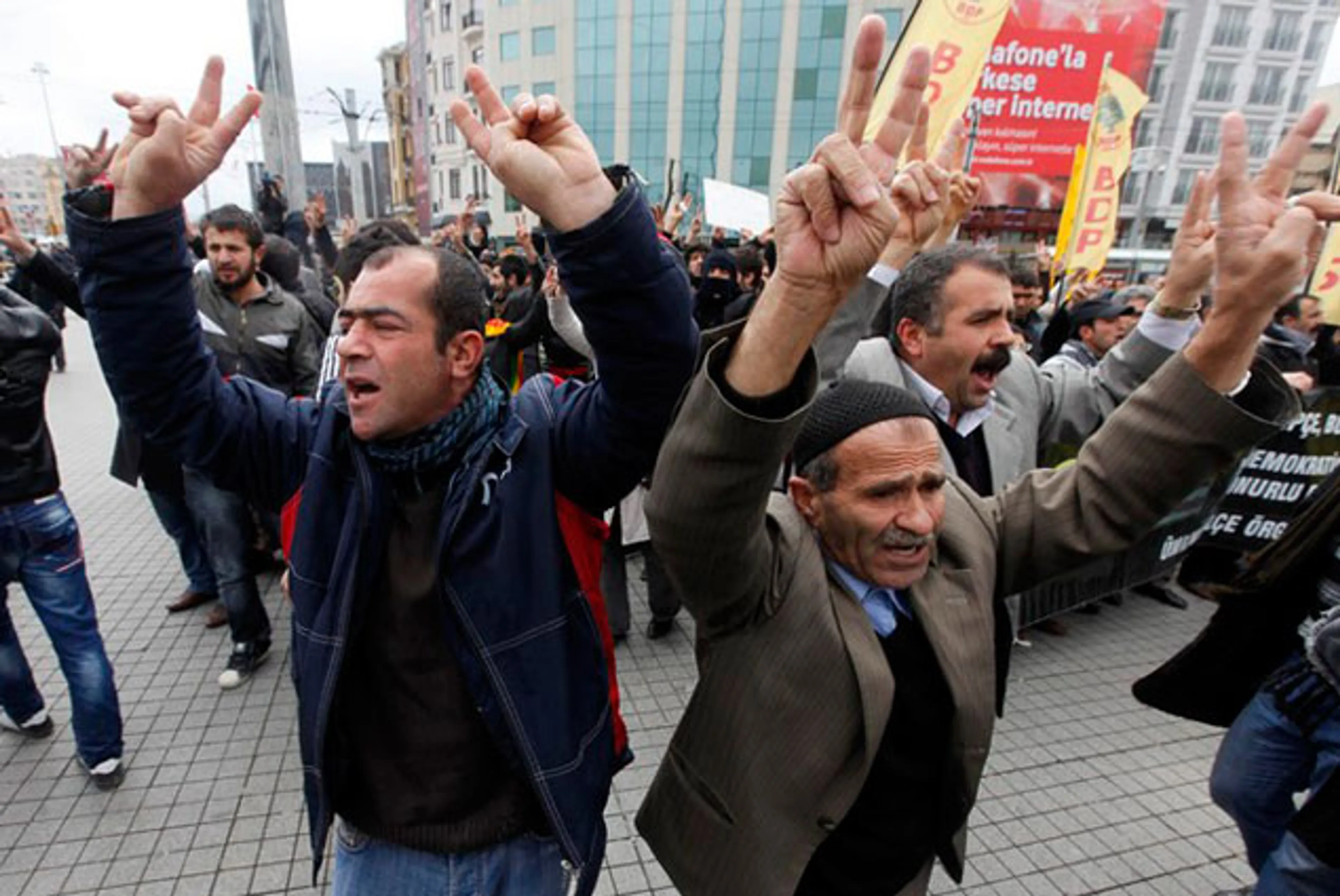 Капитал - В Турции ввели комендантский час