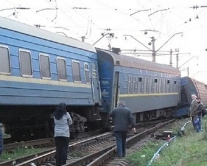 Капитал - Под Атырау восстановлено движение поездов