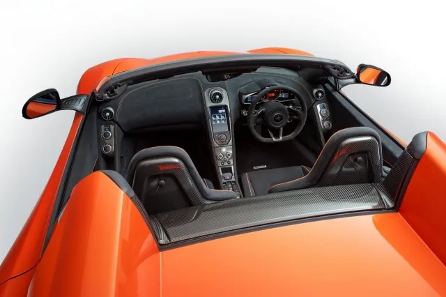 McLaren представили в Женеве 650S Spider