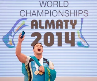 Ильин стал лучшим тяжелоатлетом мира в 2014 году