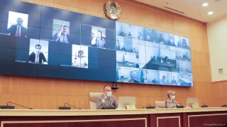 Капитал - Завершилась регистрация кандидатов в депутаты Сената