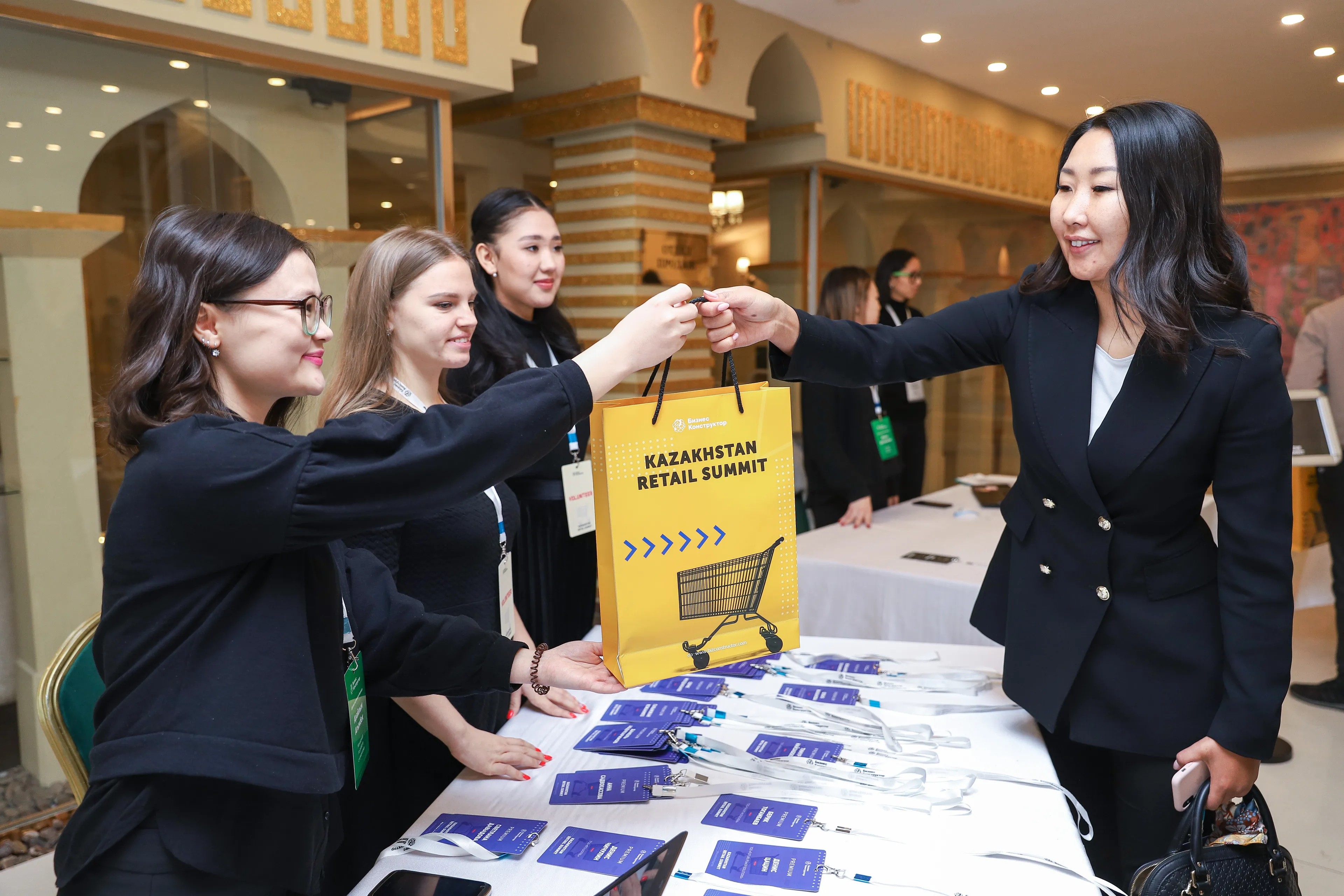 На фото: Kazakhstan Retail Summit в Алматы  собрал представителей компаний-лидеров рынка