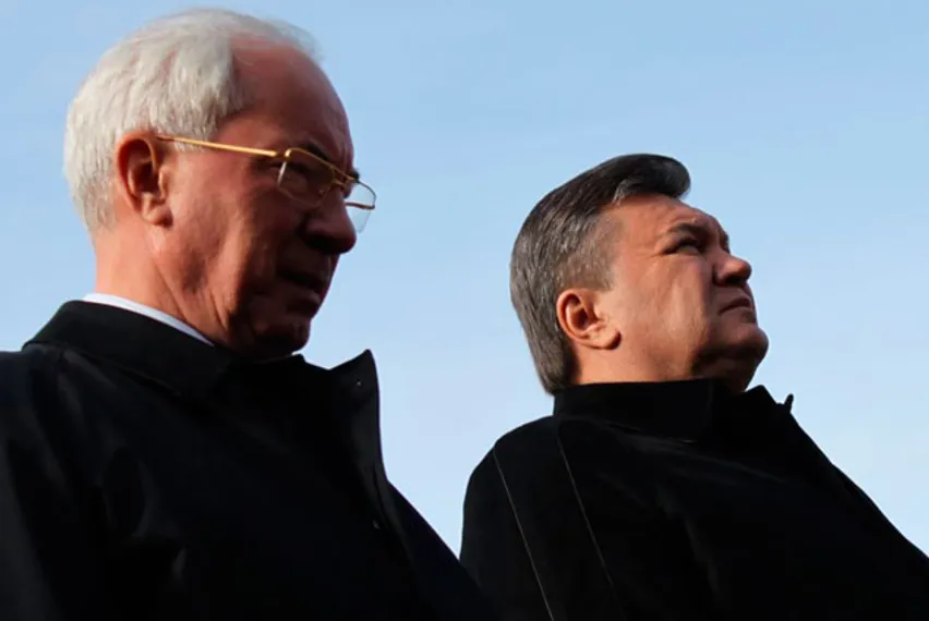 Капитал - Канада заморозила счета Януковича и Азарова