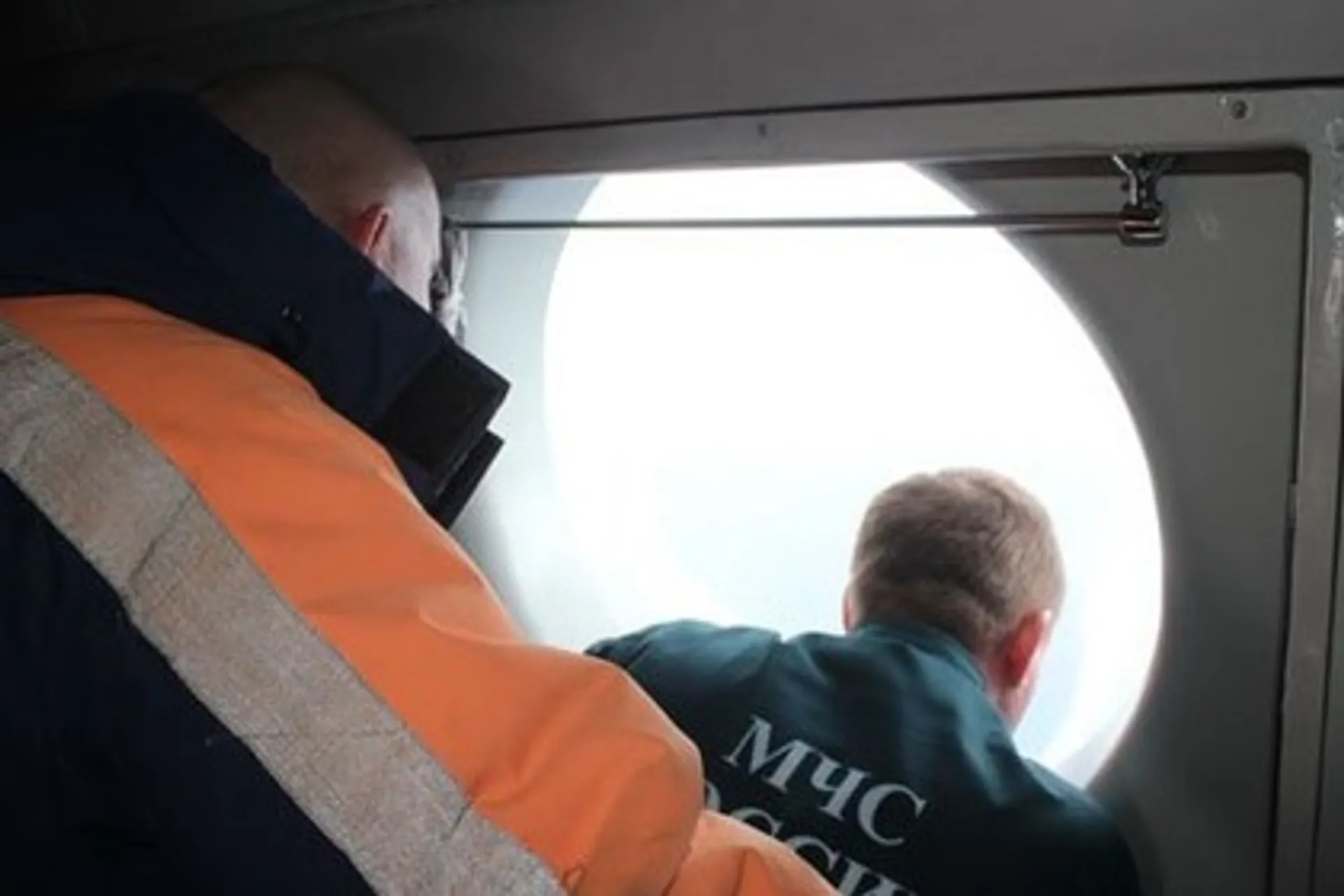 Капитал - В Черном море найдены обломки Ту-154