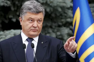 Капитал - Столкновения у Рады могут быть выгодны Петру Порошенко