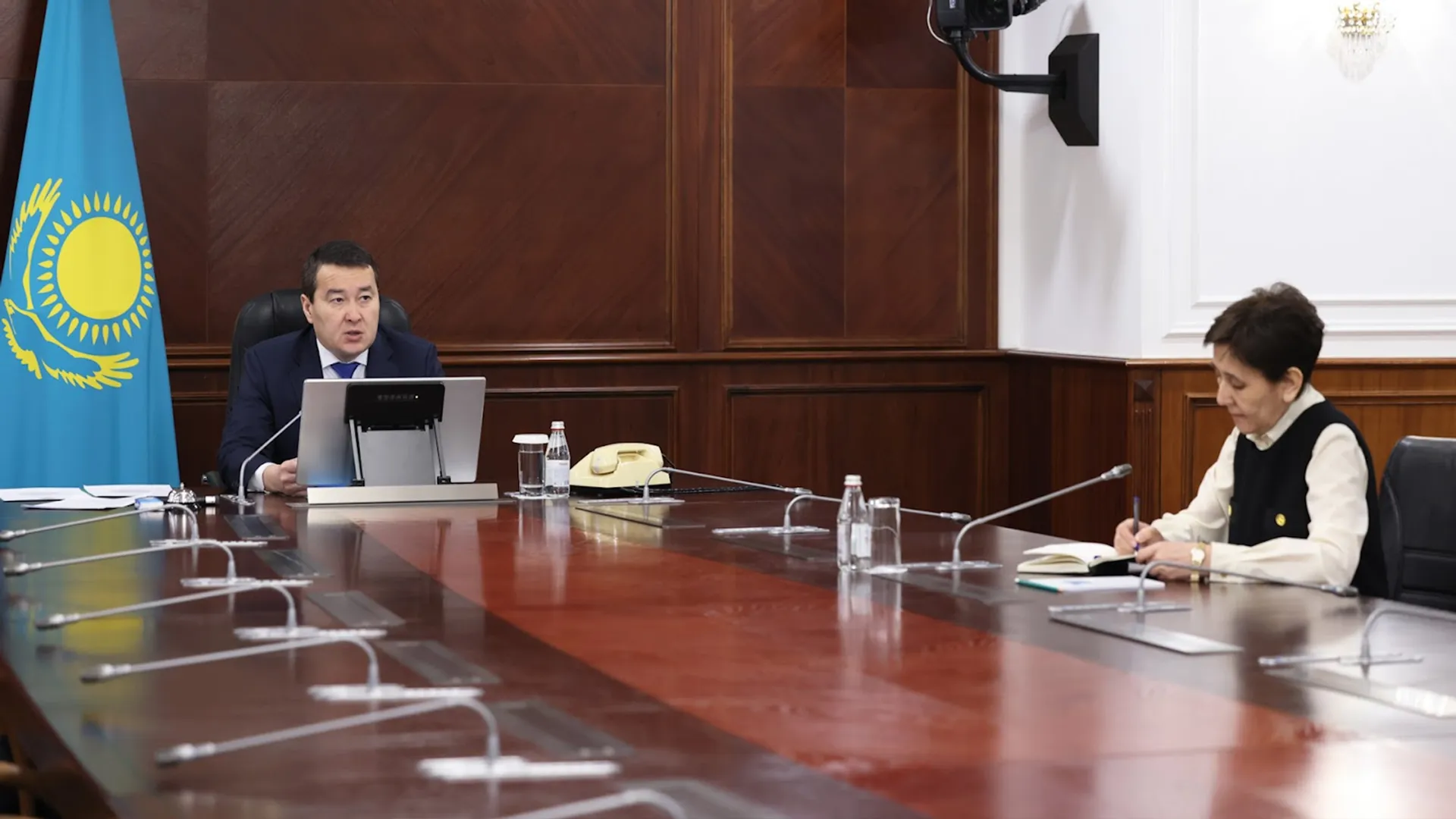Капитал - Алихан Смаилов дал поручения новому министру труда Тамаре Дуйсеновой