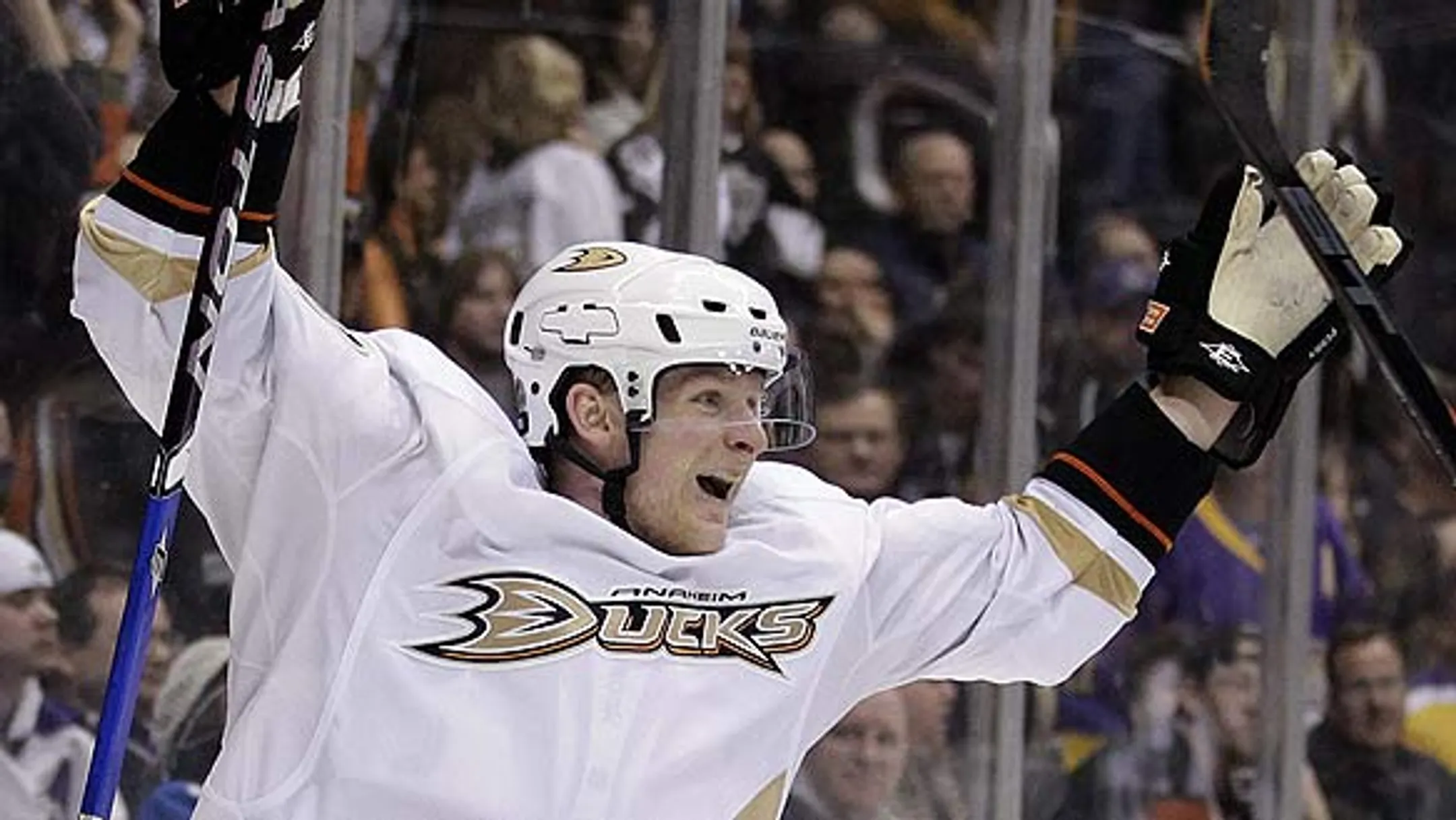 Хоккеист заработает 69 млн. долларов за 8 лет - Image Kapital.kz