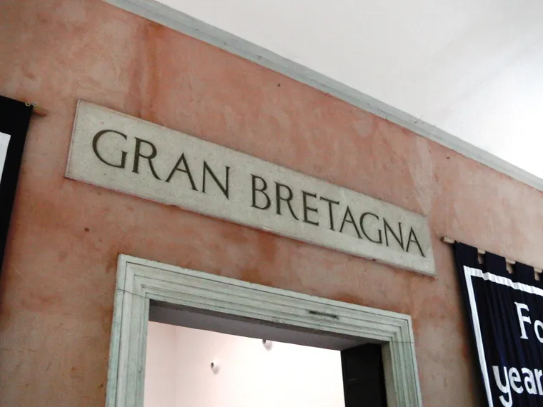 Капитал - Англичане утопили яхту Абрамовича