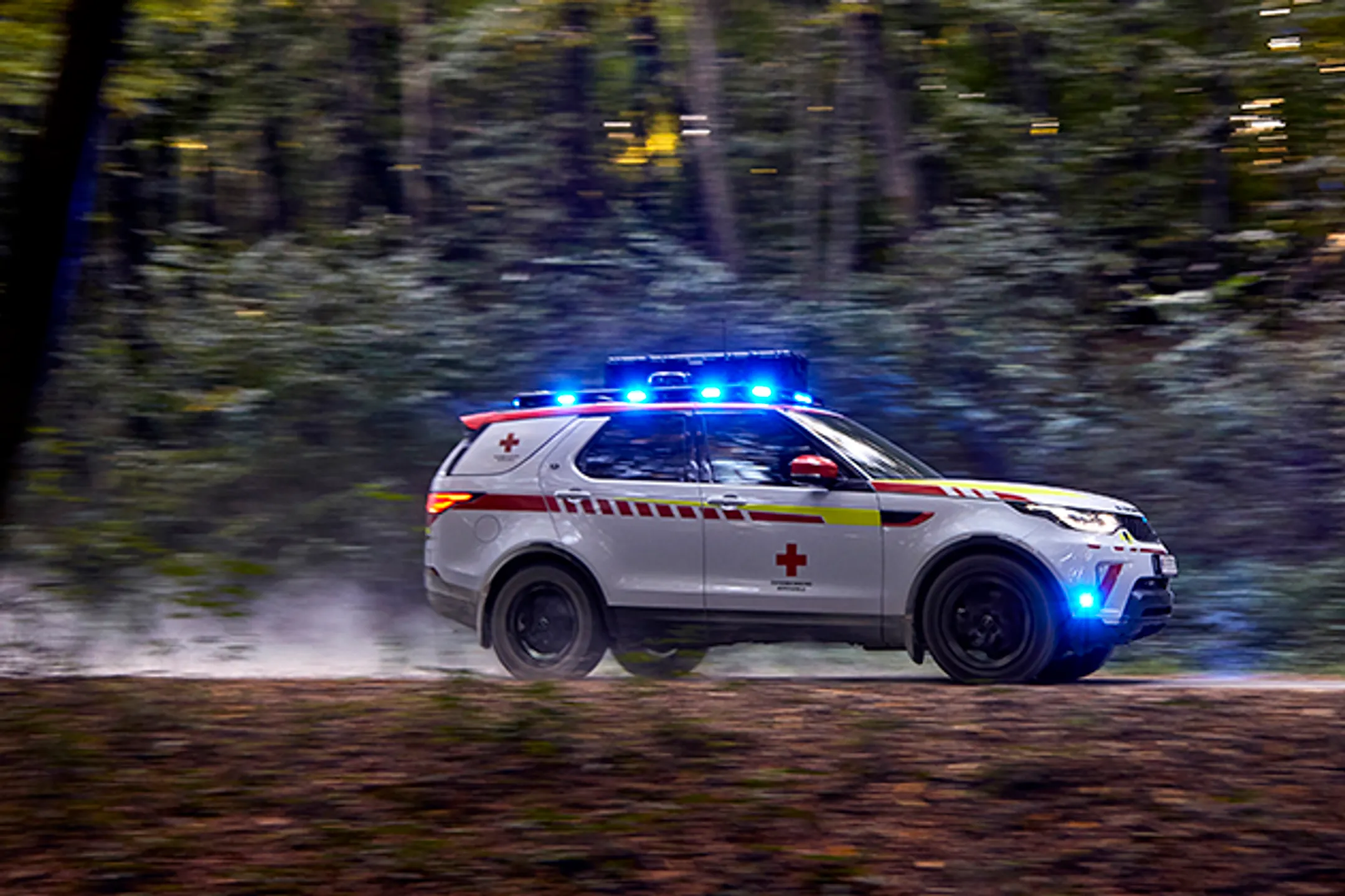 Land Rover создал Discovery для спасателей - Image Kapital.kz