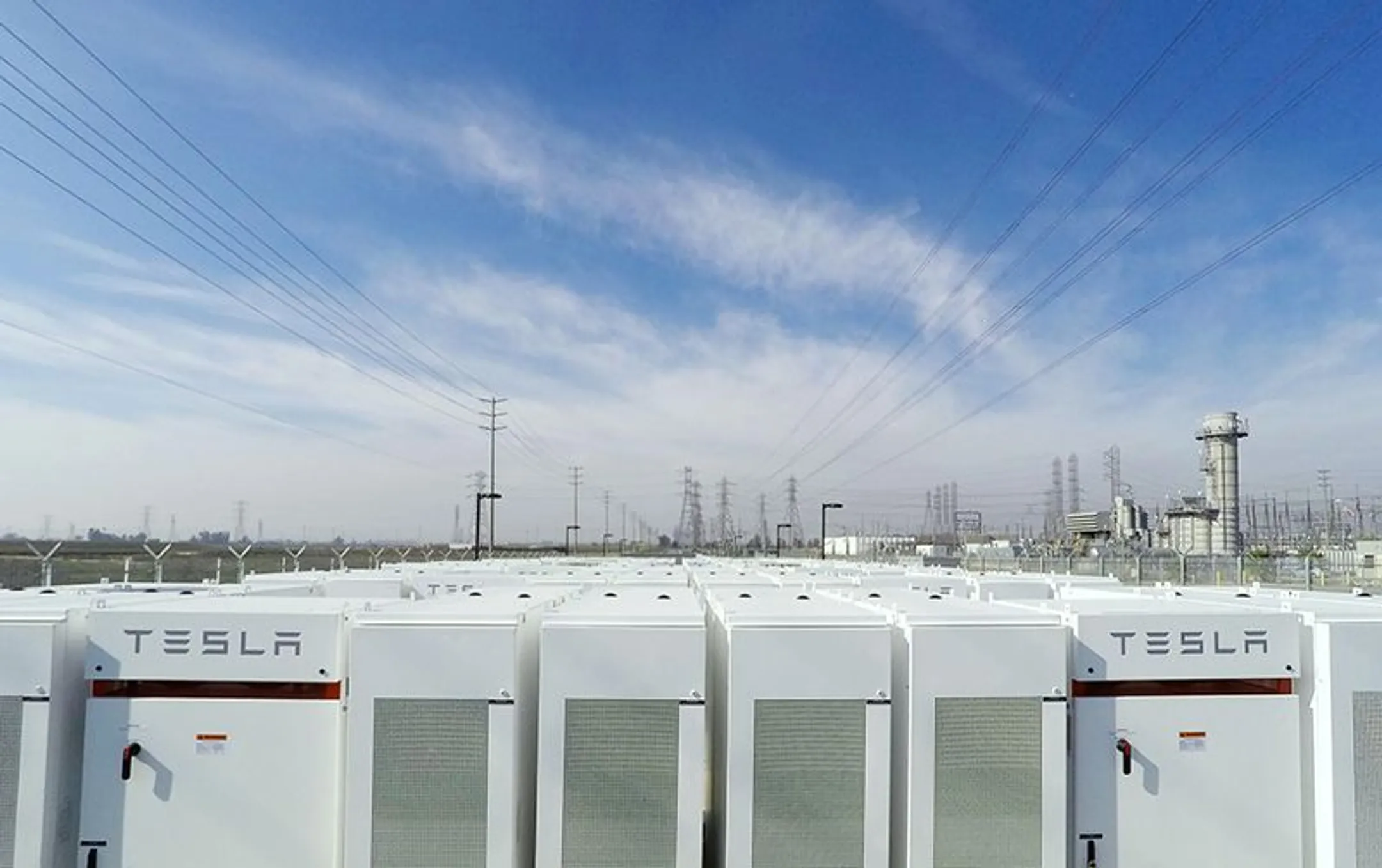 Tesla готова построить в Нью-Йорке энергохранилище - Image Kapital.kz