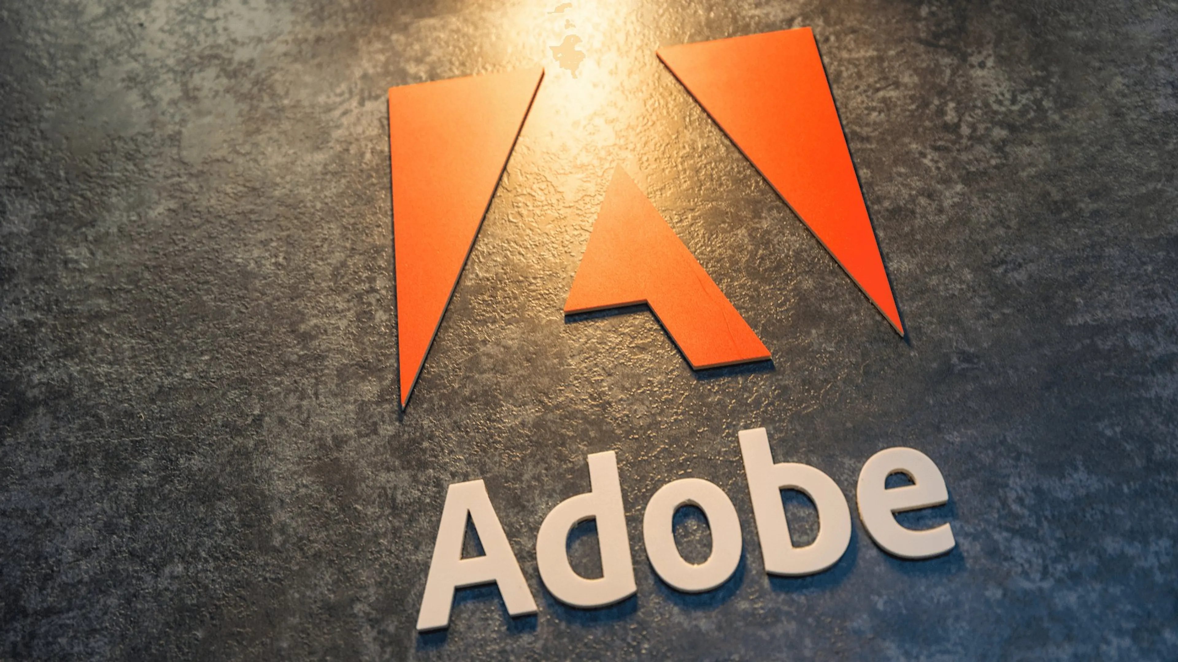 Капитал - Успехом Adobe обязана удаче и Стиву Джобсу