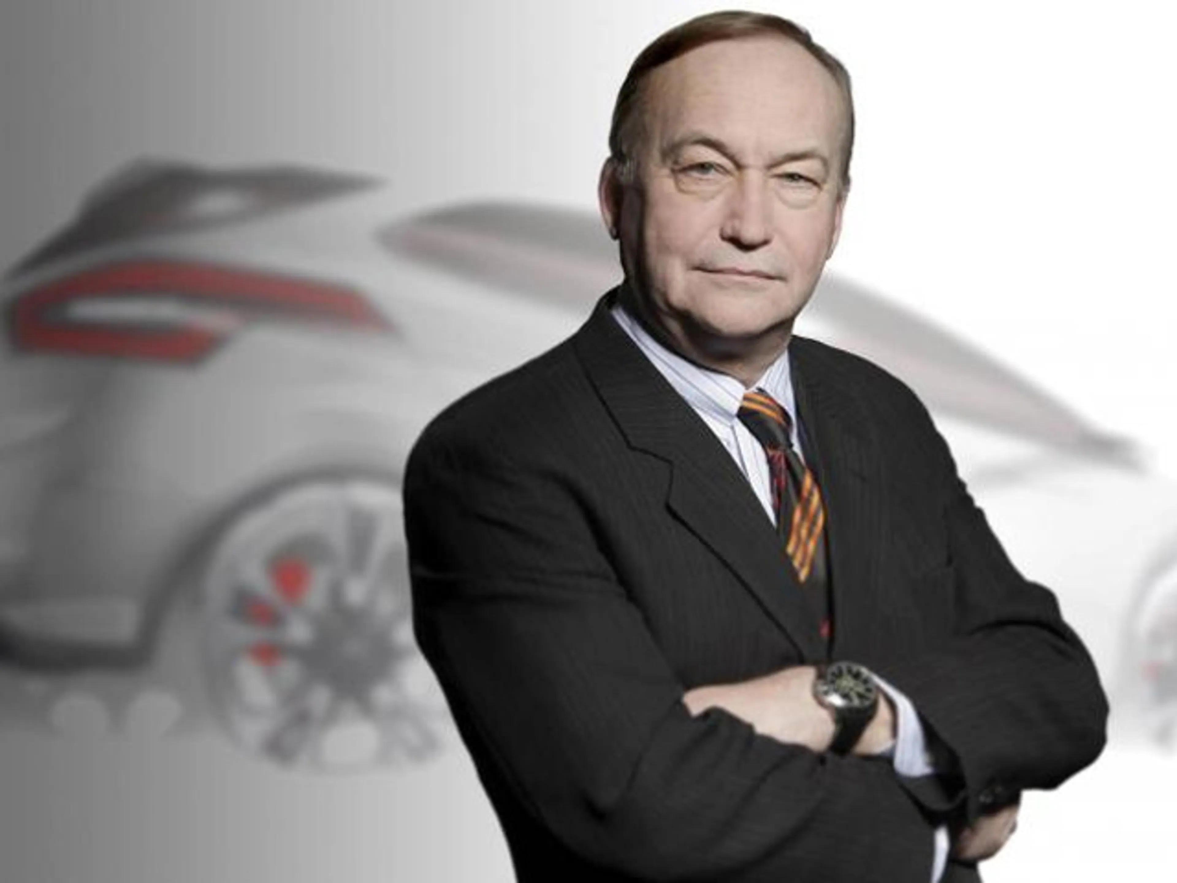 Капитал - Уходит автор кинетического дизайна