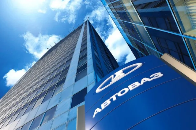 «АвтоВАЗ» повысил цены на Lada