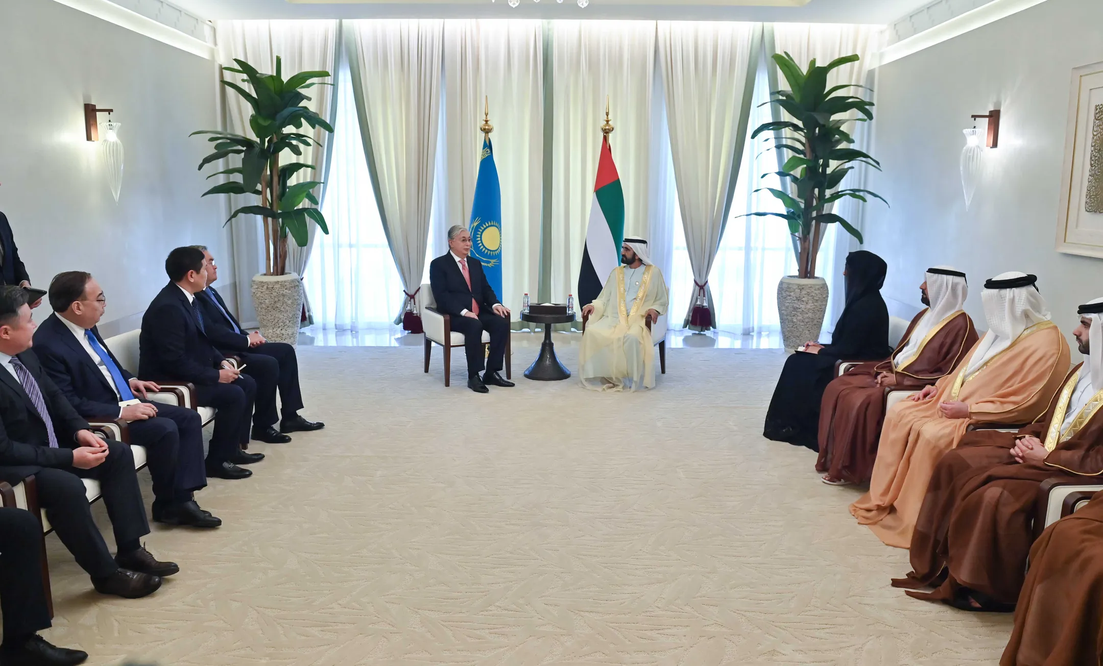 Президент пригласил премьер-министра ОАЭ посетить Казахстан - Image Kapital.kz
