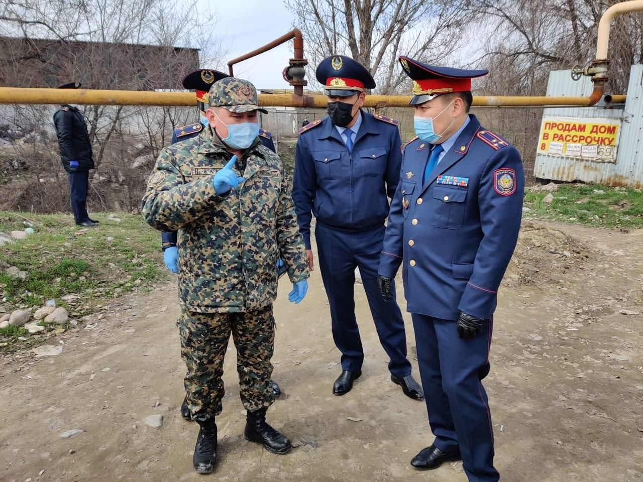 Полиция: 30 объездных троп закрыты по периметру карантинной зоны Алматы  242033 - Kapital.kz 