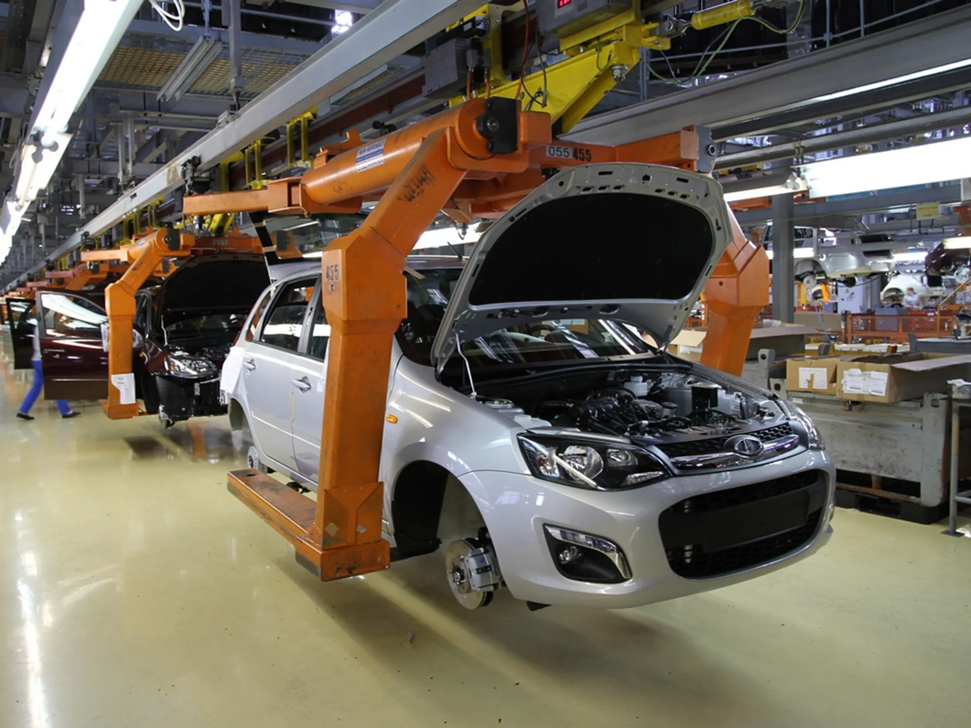 Капитал - Казахстанцы приобрели 37,2 тысячи новых легковых автомобилей