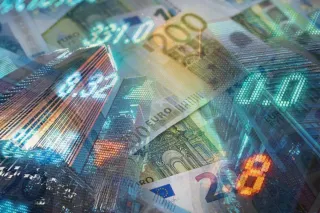 Капитал - Курс тенге на 4 октября, цены на нефть и металлы