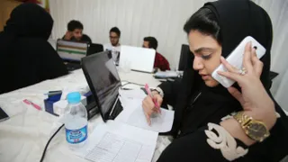 Капитал - Саудовские женщины впервые принимают участие в выборах