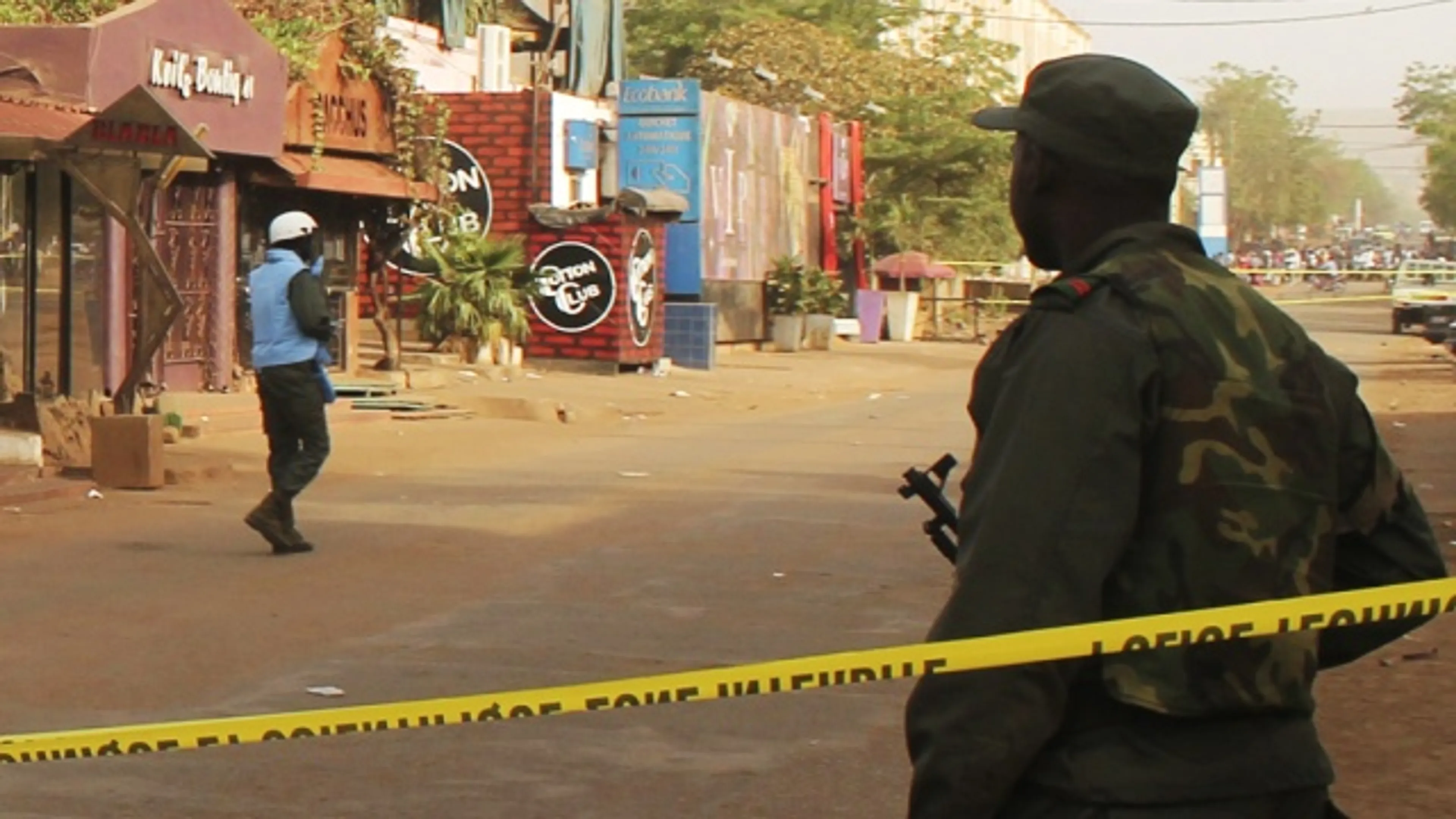 Капитал - Казахстанцев нет среди заложников в отеле в Бамако