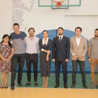 Капитал - Кенес Ракишев и Асель Тасмагамбетова подарили школу алматинцам