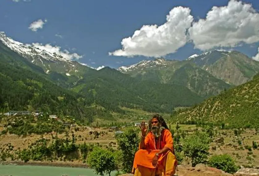 Капитал - Пакистан приостановил торговлю с Индией из-за ситуации с Кашмиром