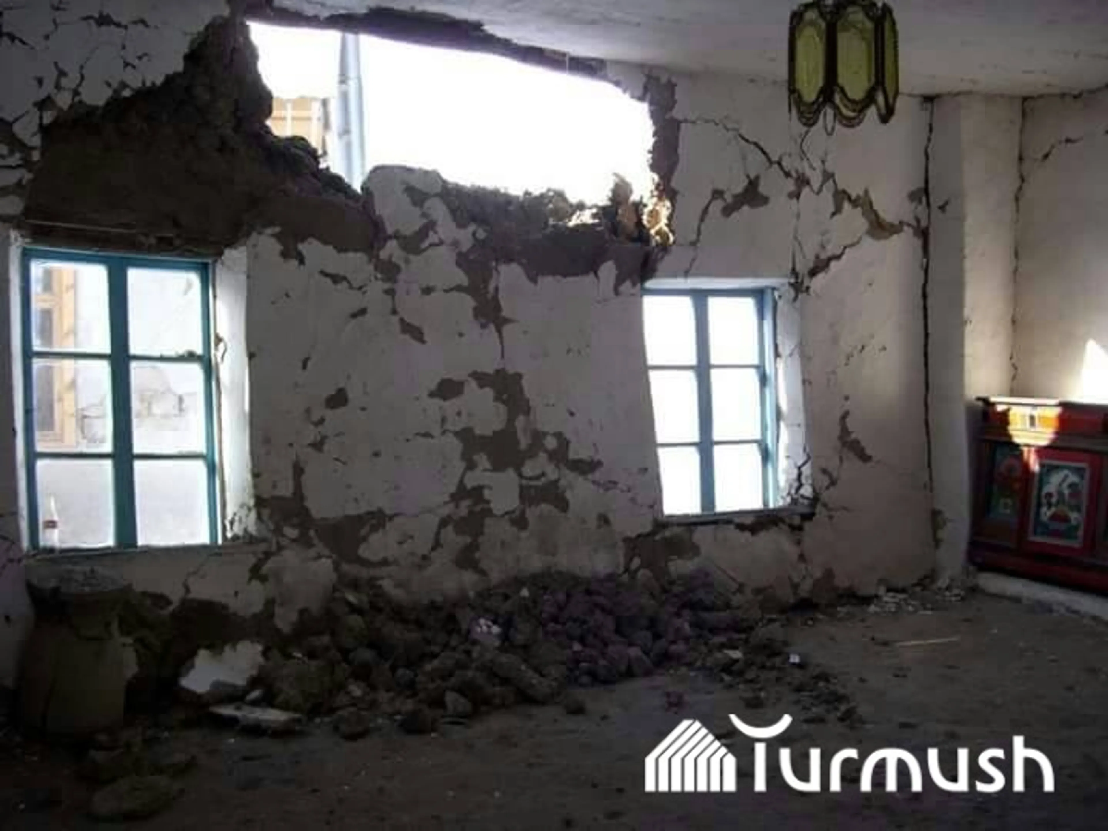 Капитал - Более 280 домов повреждены из-за землетрясения в Кыргызстане