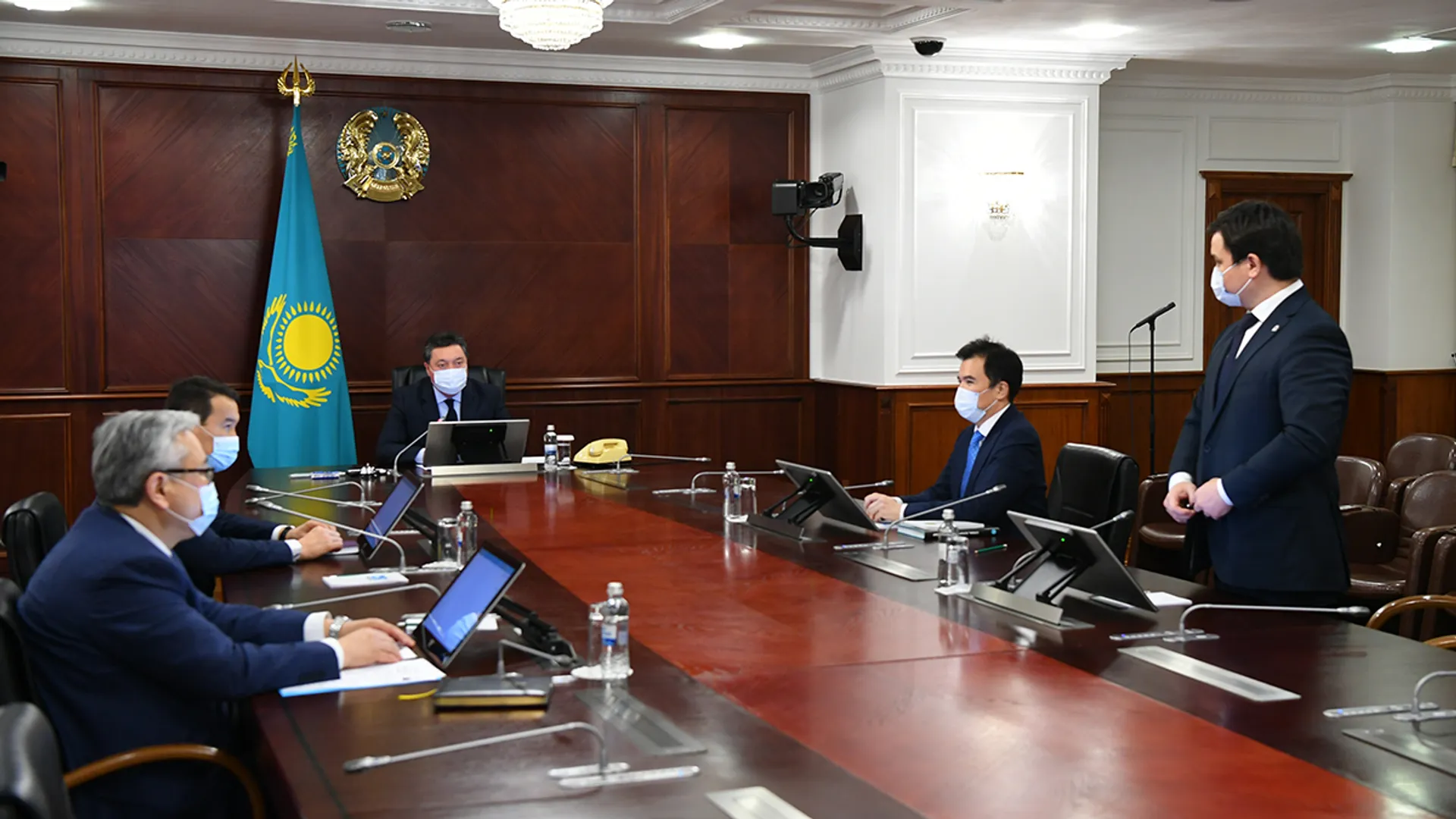 Капитал - Аскар Мамин представил новых министров