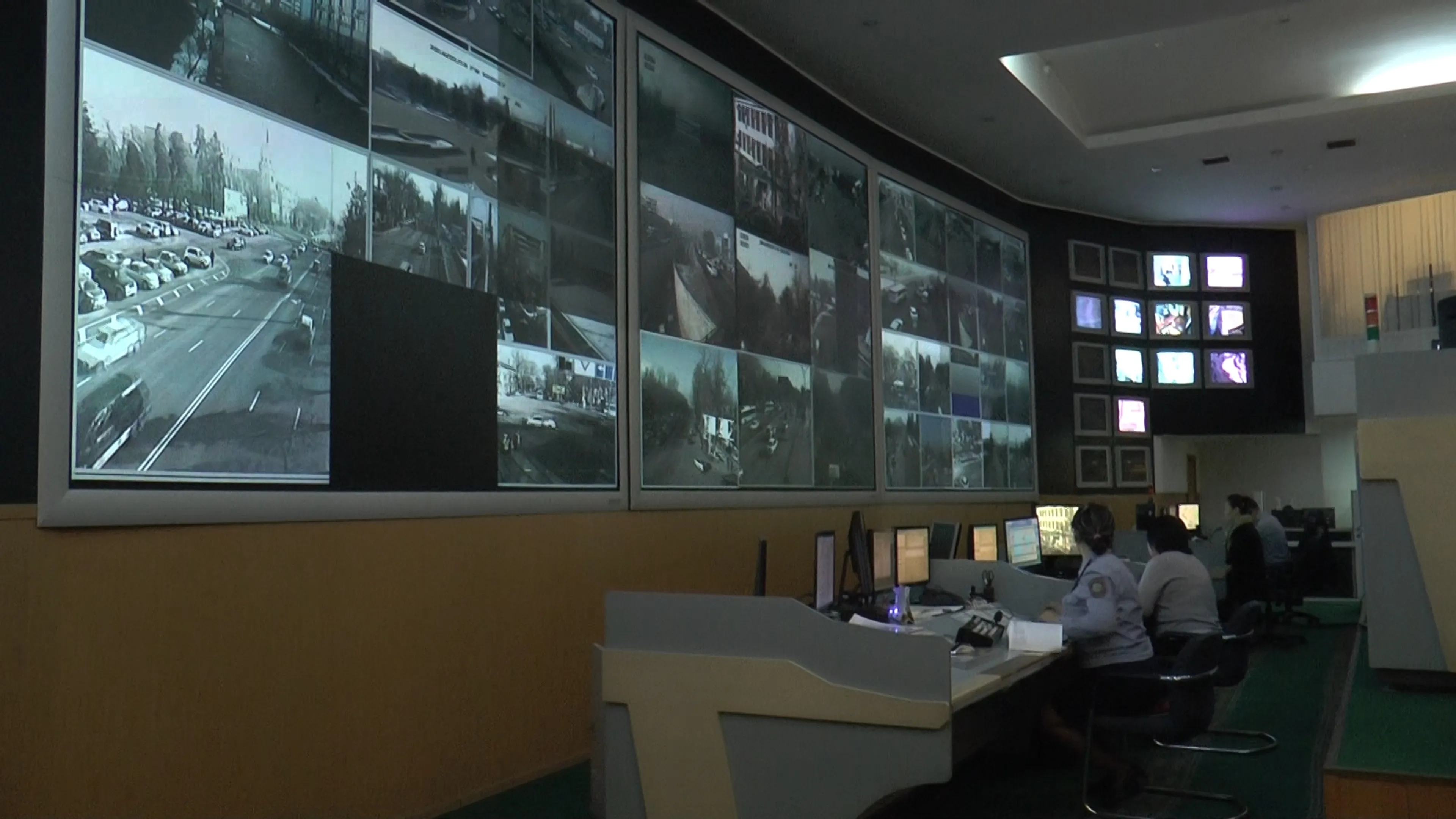 Капитал - В Алматы «заминировали» школу