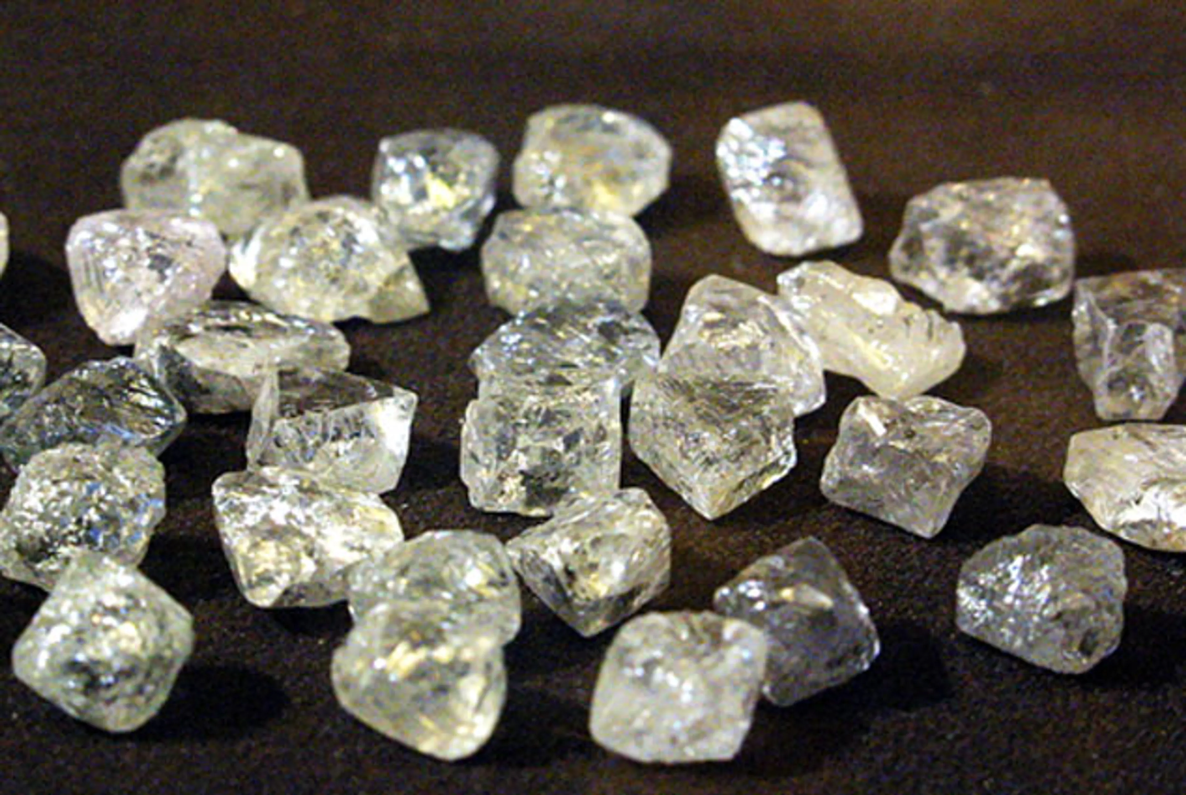 Капитал - СМИ узнали о пропаже крупных алмазов из Гохрана