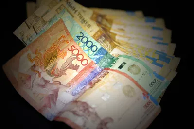 Средняя зарплата в Астане составляет почти $1 тыс