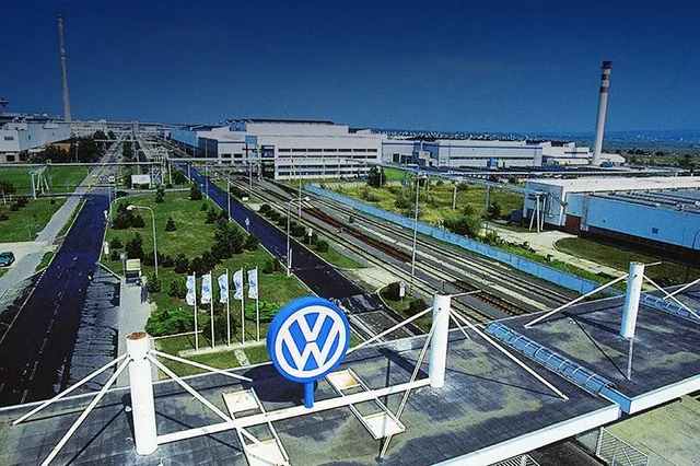 Volkswagen будет выпускать аккумуляторы для электромобилей