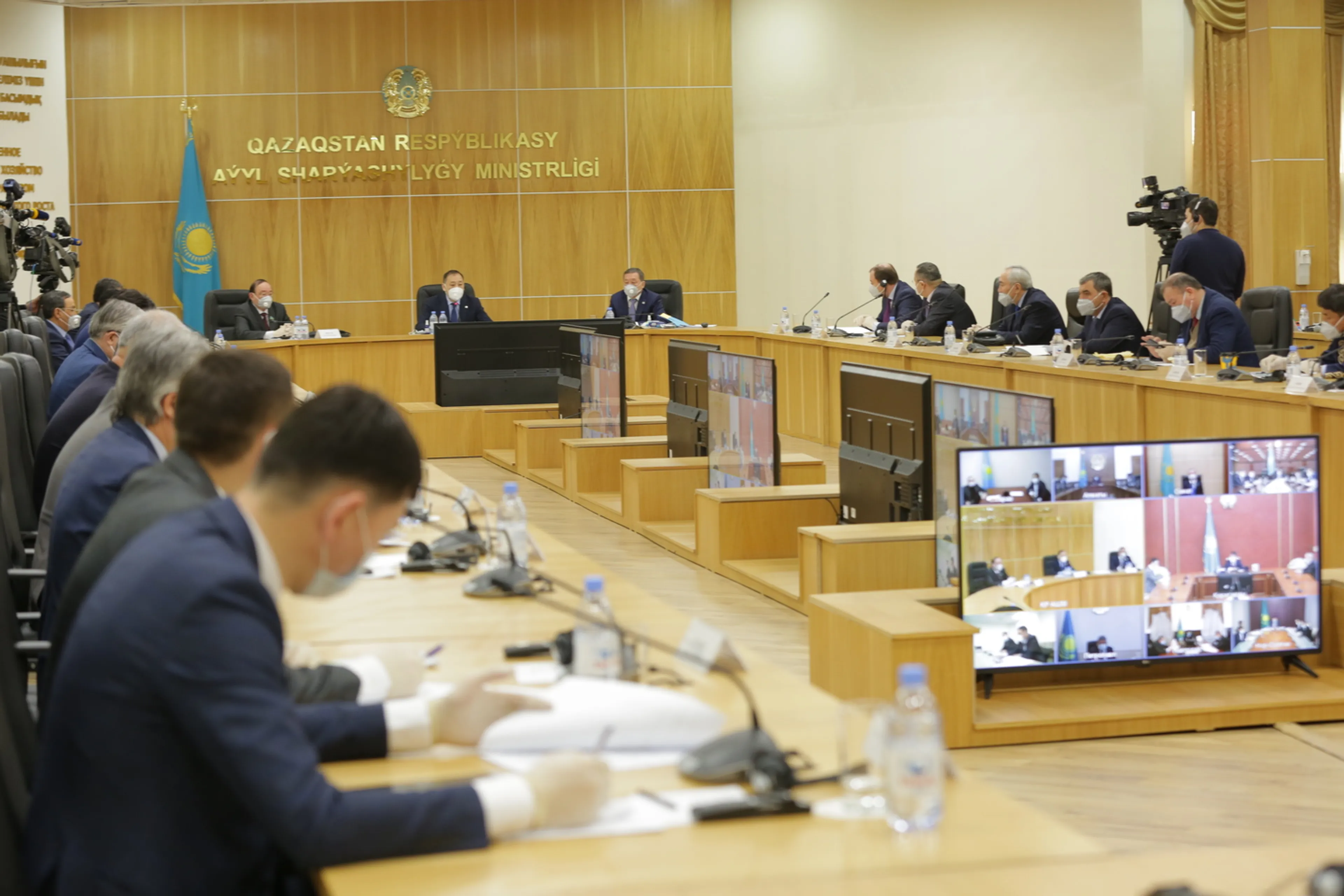 Капитал - Земельные ресурсы должны находиться в госсобственности - сенатор