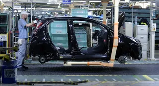 Капитал - В России отзывают тысячи автомобилей Peugeot и Citroen