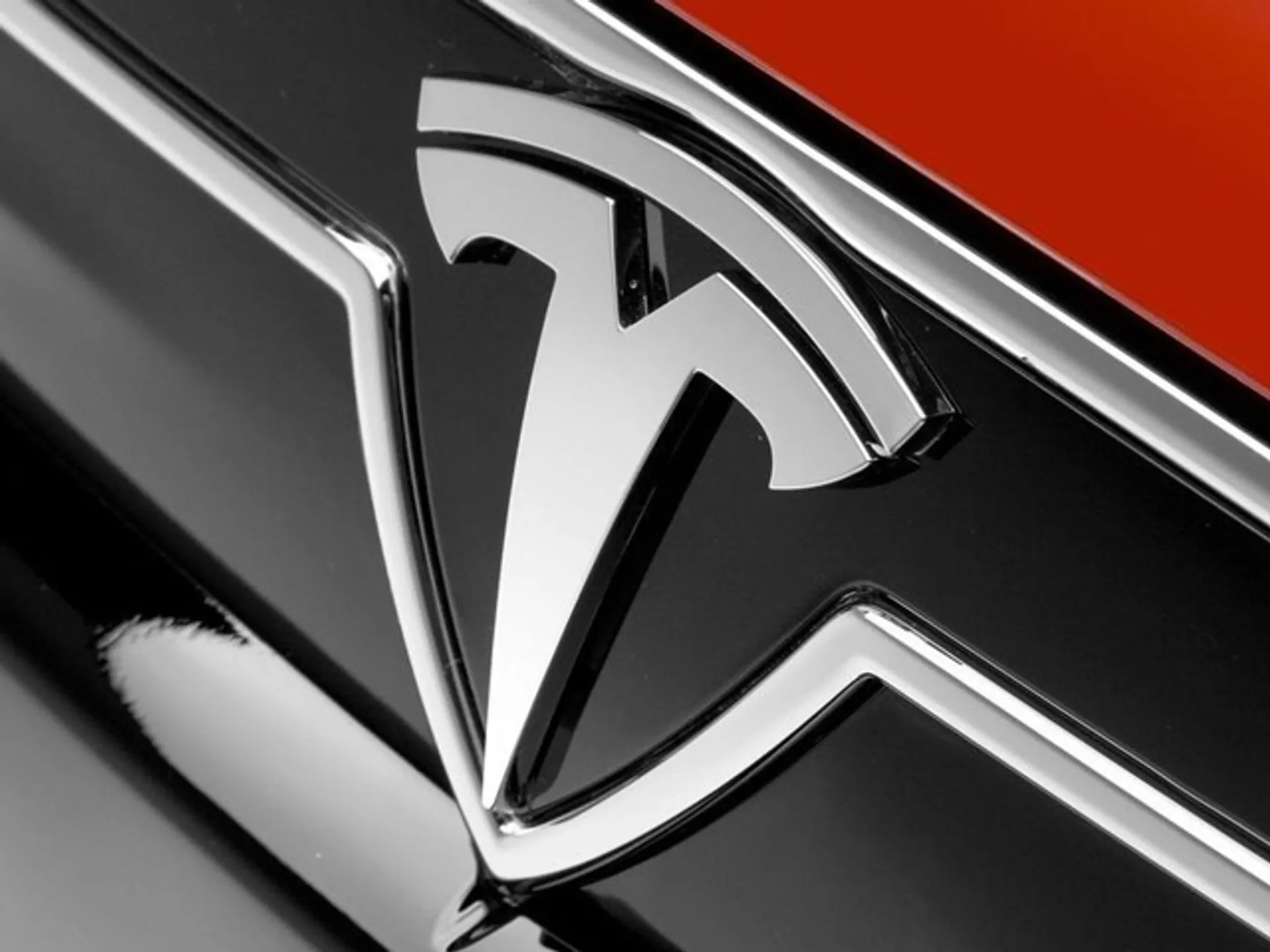 Капитал - Саудовская Аравия может увеличить вложения в Tesla
